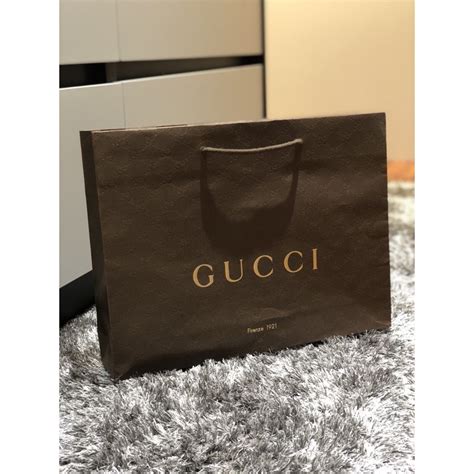 gucci paper shopping bag